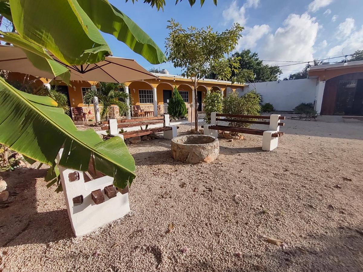 Hotel Villa Gabriela - Restaurant, Bikes ,Lands Tours Селестун Екстериор снимка